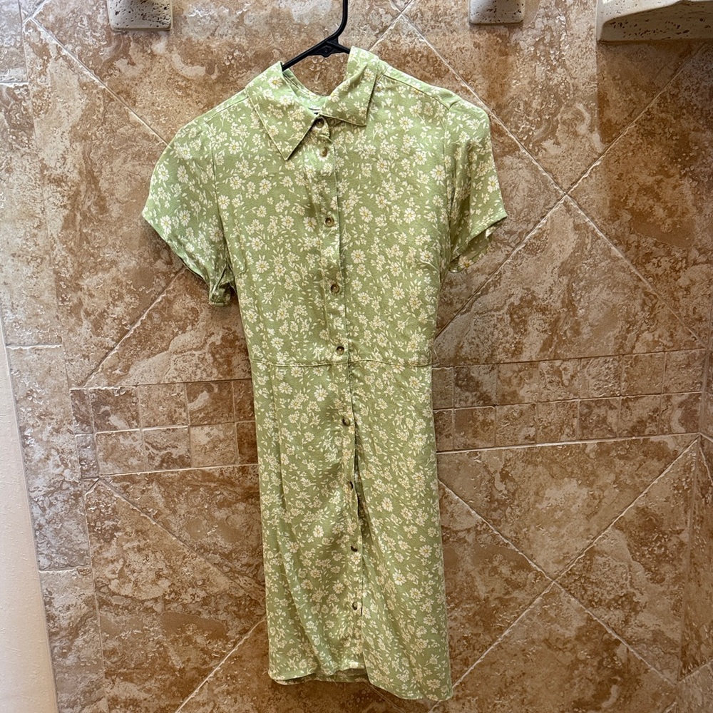 Billabong Light Green Floral Midi Dress small